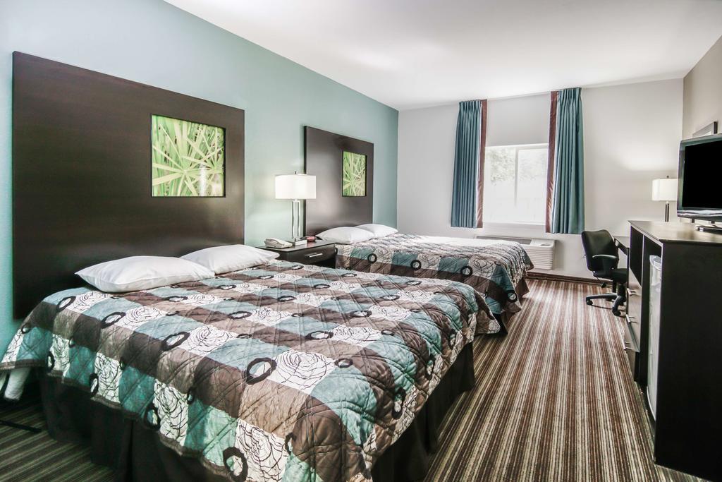 Super 8 By Wyndham Brenham Tx Hotel Ngoại thất bức ảnh